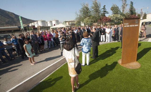 Brufau dedica su plaza en Escombreras a los trabajadores y directivos de la Refinería - 3, Foto 3
