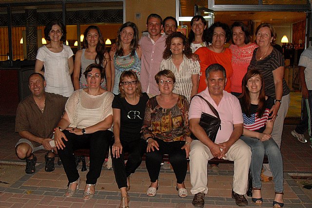 Amites Totana, amigos del Telfono de la Esperanza, clausura el curso 2012-2013 con una cena - 1