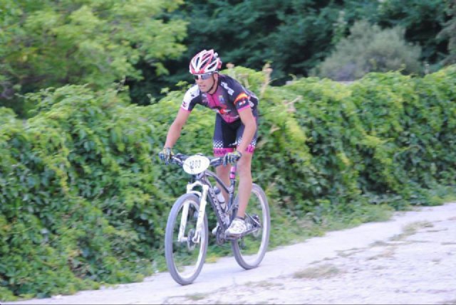 Nuevo Podium de la Peña Las Nueve en Nerpio, Foto 2