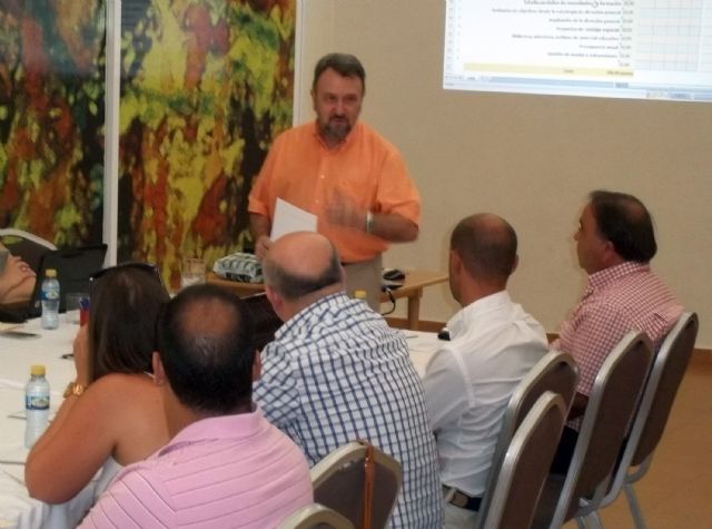 ASEMOL estimula la motivación de equipos humanos y la gestión laboral - 3, Foto 3