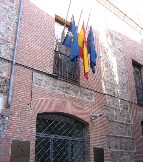 Banderas a media asta en la sede de la FEMP, Foto 2