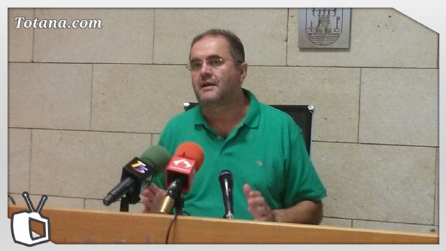 Cánovas: IU no va a entrar en las discusiones bizantinas y estériles como la generada entre PP y PSOE al hilo de los trabajos en la Comisión del Plan General, Foto 1