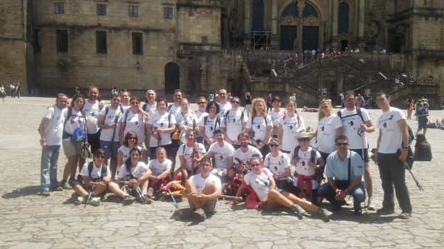 Emoción entre los cehegineros al culminar su peregrinaje en Santiago de Compostela - 1, Foto 1