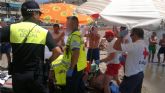 Miembros de Cruz Roja Española en guilas recuperan una Parada Cardio Respiratoria en la playa de Levante