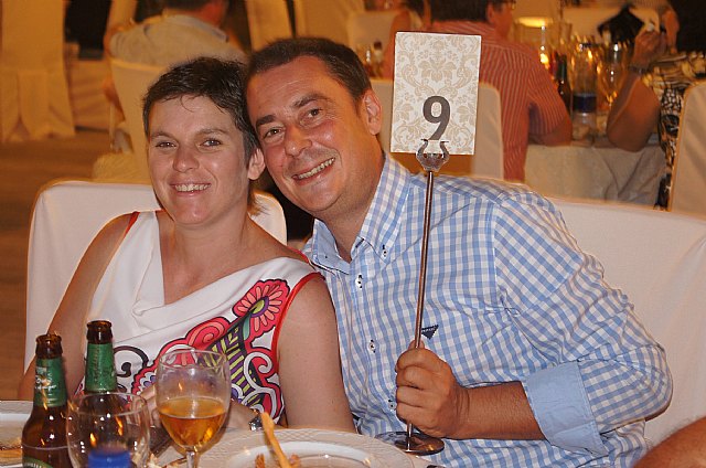 Un centenar de personas asisten a la cena de verano de la Hdad. de Jess en el Calvario y Santa Cena - 17