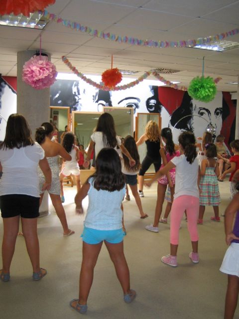 Gran éxito de participación en la tercera temporada del programa de actividades ¿Qué puedo hacer hoy? - 1, Foto 1