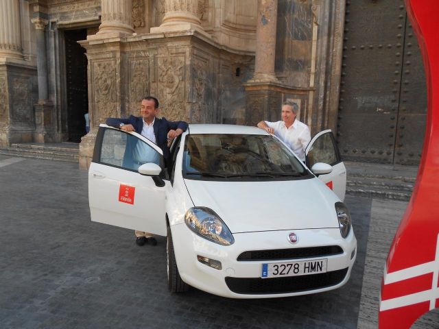 Transportes de Murcia entrega dos vehículos ecológicos al Ayuntamiento para facilitar la labor de inspección - 2, Foto 2