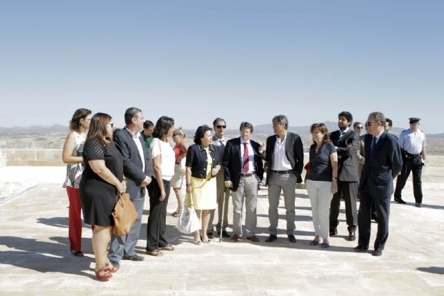 Francisco Jódar: los lorquinos recuperamos hoy la propiedad de nuestra mayor seña de identidad, la torre Alfonsina - 1, Foto 1