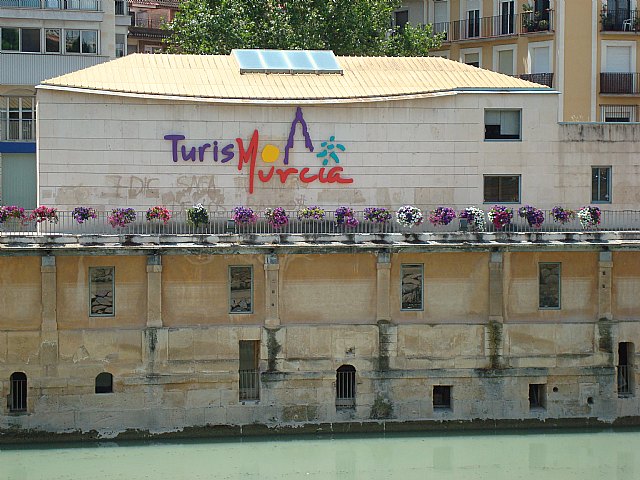 La Consejería de Cultura y Turismo da la razón a HUERMUR, y establece que el rótulo colocado en los Molinos del Río no se ajusta a la Ley - 1, Foto 1