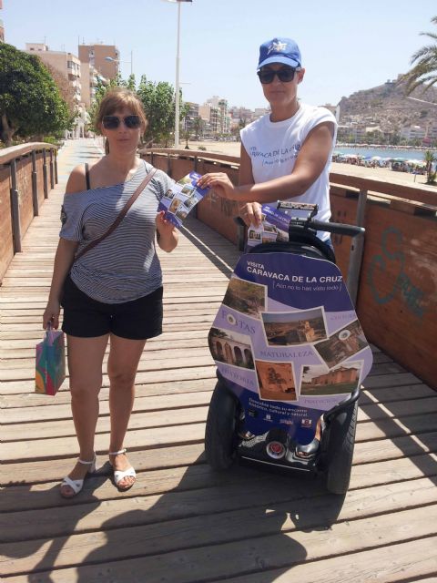 Caravaca promociona sus recursos turísticos en las principales playas de Murcia, Alicante y Almería - 3, Foto 3
