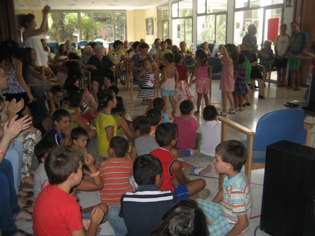 Los centros de día San Francisco y Virgen de las Maravillas celebran el 'Día de los Abuelos' - 2, Foto 2
