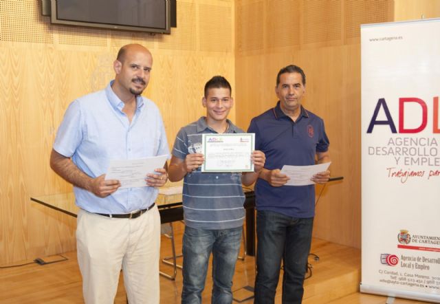 Jóvenes cartageneros retoman sus estudios gracias a los PCPI impartidos por la ADLE - 2, Foto 2