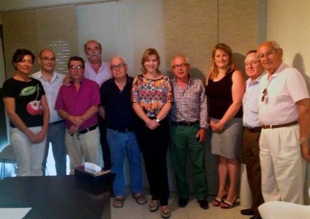 Diputadas del PP visitan dos ONG de atención a drogodependientes en Lorca - 1, Foto 1