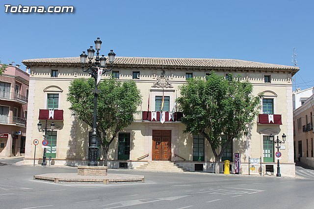 El ayuntamiento de Totana volverá a cerrar dependencias municipales en agosto como medida de ahorro y optimización de personal, Foto 1