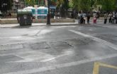 Reparación de arquetas en varias calles de la ciudad