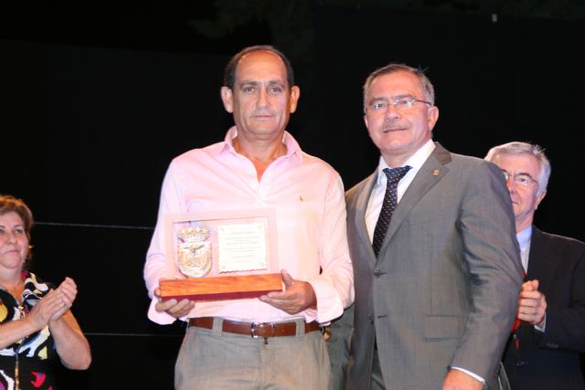 Cruz Roja Española recibe en Águilas un reconocimiento por su labor en Intervención Social - 1, Foto 1