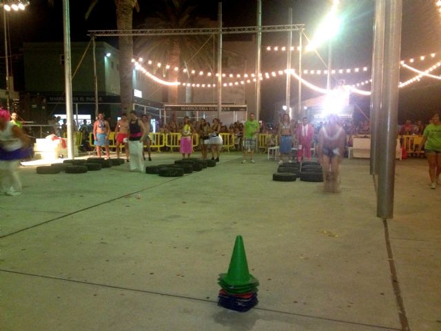 Risas y diversión en la Noche de los Juegos de la Semana de la Juventud - 1, Foto 1