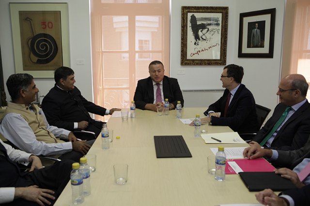 La Comunidad promueve nuevas vías comerciales con la India - 1, Foto 1