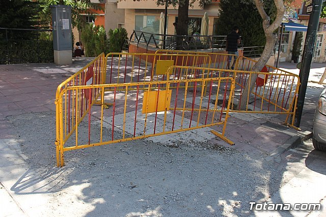 Se cortará durante varias semanas la calle General Aznar, una de las principales arterías de acceso al casco urbano, Foto 1