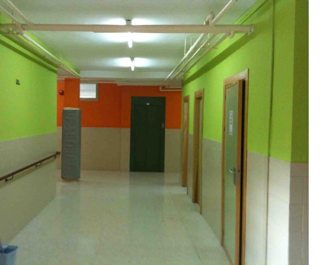 El Ayuntamiento realiza actuaciones de mejora en centros de educativos del casco urbano y pedanías - 1, Foto 1