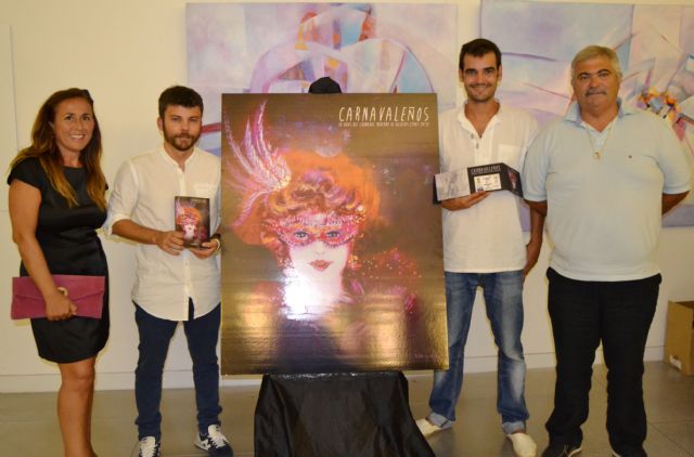 El libro y documental Carnavaleños describe la pasión y el sentimiento de todo un pueblo por su Fiesta Grande - 1, Foto 1