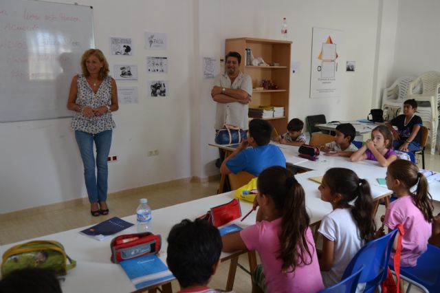 La FAGA organiza un taller de refuerzo escolar para niños gitanos en San Pedro del Pinatar - 2, Foto 2