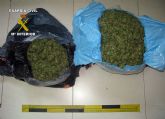 La Guardia Civil detiene a seis personas por  traficar con marihuana