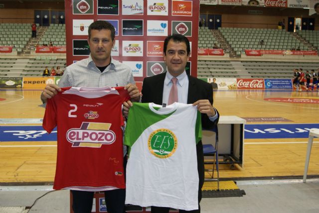 Ramón Fernández de EFS Águilas y Fran Serrejón de ElPozo Murcia FS., Foto 1