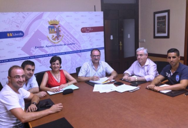 El Ayuntamiento inicia los trámites de adhesión a la Declaración de Interés Turístico Nacional de la Fiesta de la Vendimia - 1, Foto 1