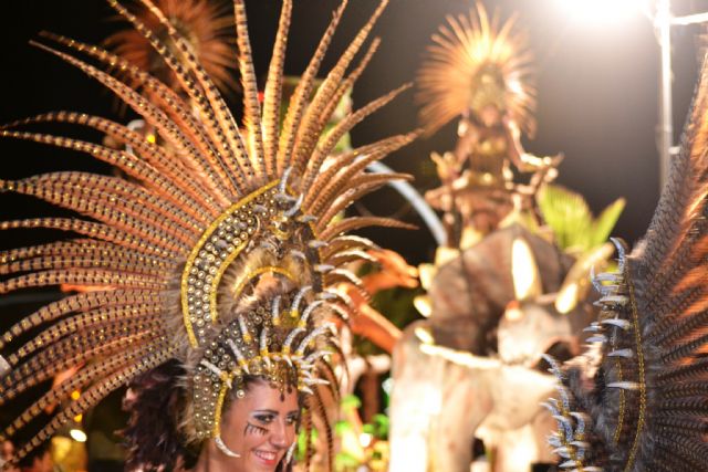 Miles de aguileños y turistas disfrutaron ayer con la V Muestra de Carnaval - 4, Foto 4