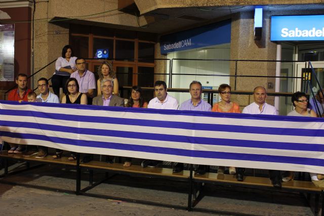 El Gran Desfile de Moros y Cristianos llena las calles de Jumilla de público - 1, Foto 1