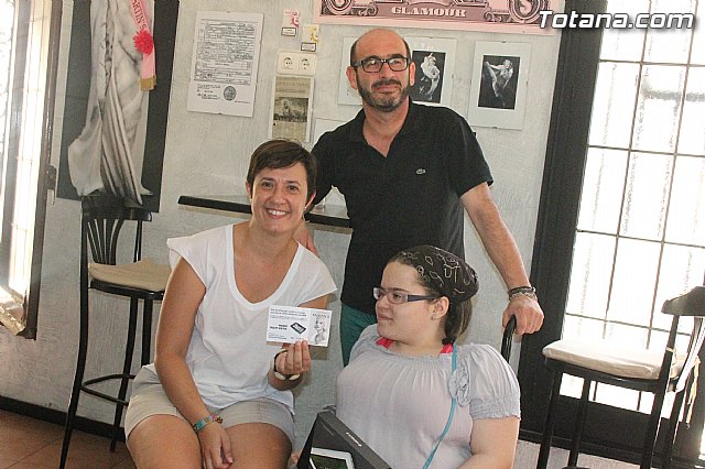 Isa ya tiene nueva silla de ruedas adaptada - 1