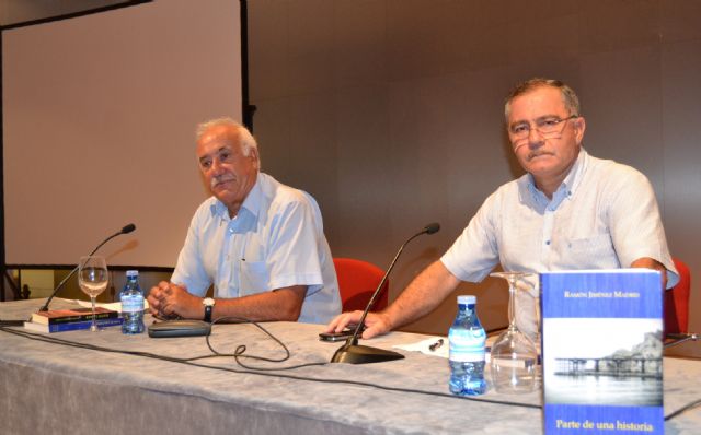 Ramón Jiménez Madrid presenta en Águilas su último libro Parte de una historia - 2, Foto 2