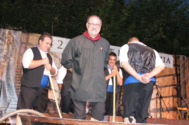 La Ofrenda de Uva y Pisa del Primer Mosto trae al presente de Jumilla la tradición vitivinícola del municipio - 2, Foto 2
