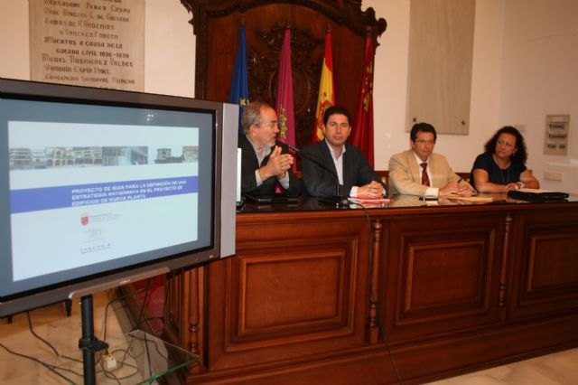 La Comunidad emitirá certificados de idoneidad sismorresistente en edificios de Lorca - 1, Foto 1