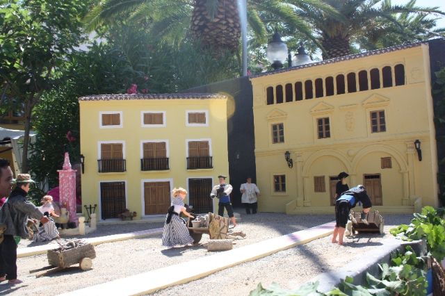 La Cabalgata del Vino Tradicional recupera la esencia de las Fiestas de la Vendimia - 1, Foto 1