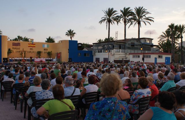 Más de un millar de fieles siguen la misa del Cristo del Mar Menor en Lo Pagán - 3, Foto 3