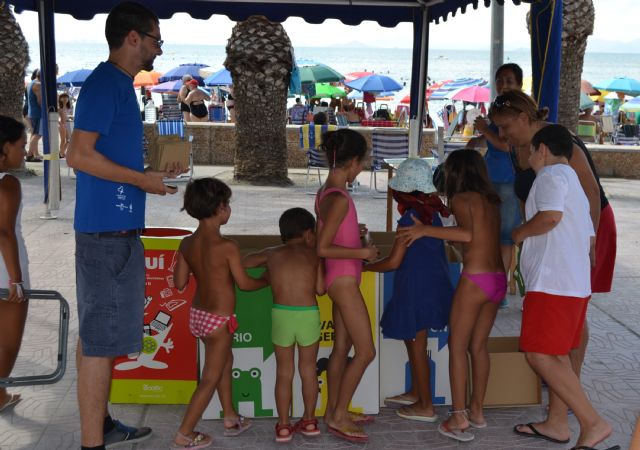 Medio Ambiente programa actividades informativas y juegos en la playa para fomentar el reciclaje - 1, Foto 1