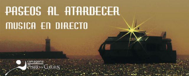 Paseos nocturnos al atardecer en el Barco Turístico - 1, Foto 1