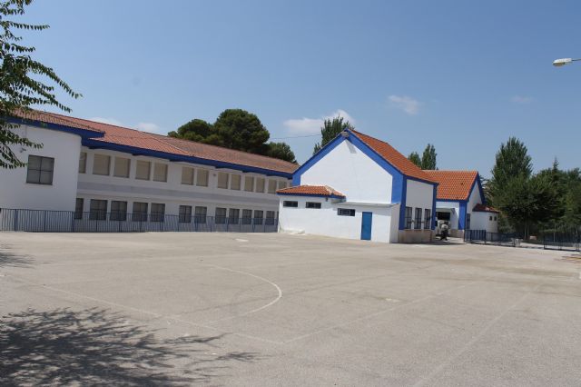 El concejal de Educación visita las obras del CEIP Miguel Hernández - 3, Foto 3