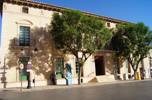 Más de cien familias numerosas de Totana se benefician de la bonificación del IBI urbano, Foto 1