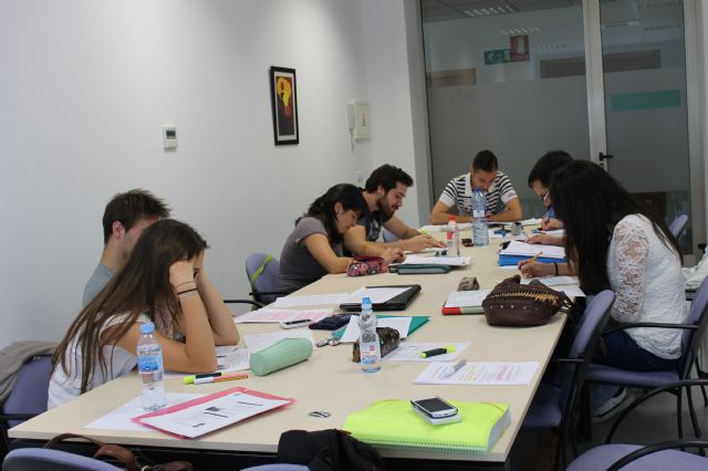 La Concejalía de Participación Ciudadana habilita dos aulas de estudio en el Centro Sociocultural Roque Baños - 1, Foto 1