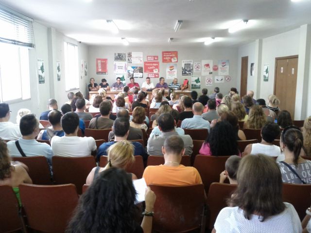 La plantilla de Panrico Murcia se reúne en asamblea para conocer las condiciones del ERTE - 1, Foto 1