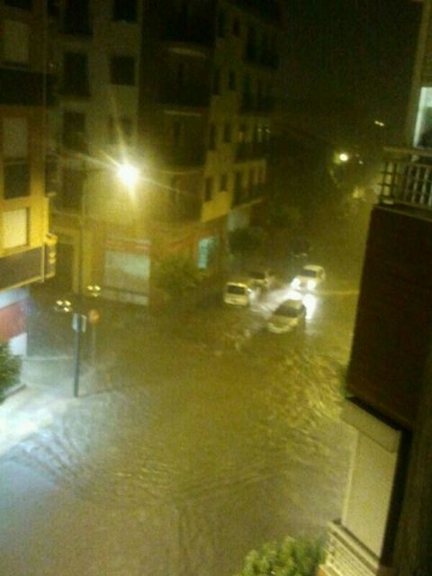 Las lluvias de ayer ocasionan pequeñas inundaciones en el municipio - 3, Foto 3
