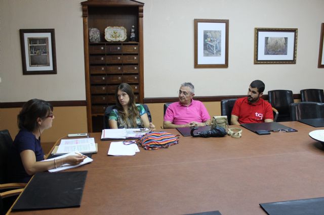 El Ayuntamiento y la protectora 4 Patas colaborarán en campañas de sensibilización que eviten el abandono - 1, Foto 1