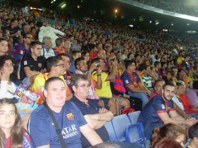 La Peña Barcelonista de Totana estuvo presente en la final de la Supercopa - 1, Foto 1