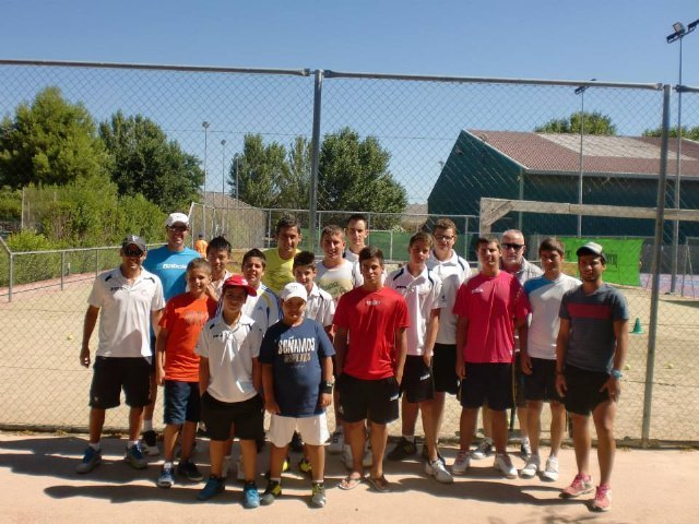 Comienza la Escuela de Tenis del Club de Tenis Totana, Foto 1