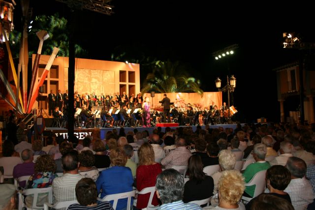 La pasión de la copla inunda la Plaza del Castillo en el concierto del Coro 'Ciudad de Cehegín' y la Sociedad Musical - 4, Foto 4