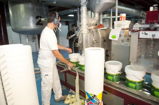 Eupinca, con base en Cartagena, es una de las tres empresas nacionales de pinturas con mayor producción - 2, Foto 2