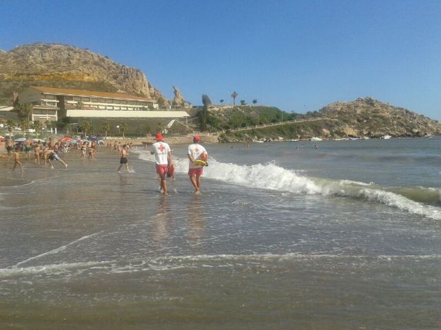 El Plan de Cobertura de Playas en Águilas no registra víctimas por Síndrome de Inmersión transcurridos dos meses desde su inicio - 1, Foto 1